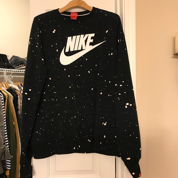 nike hoodie paint splatter